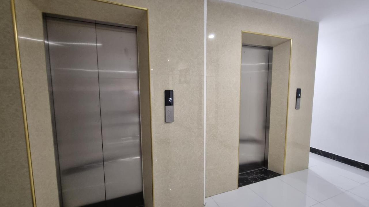 Era Apartment Khuc Thua Du Hanoi Luaran gambar