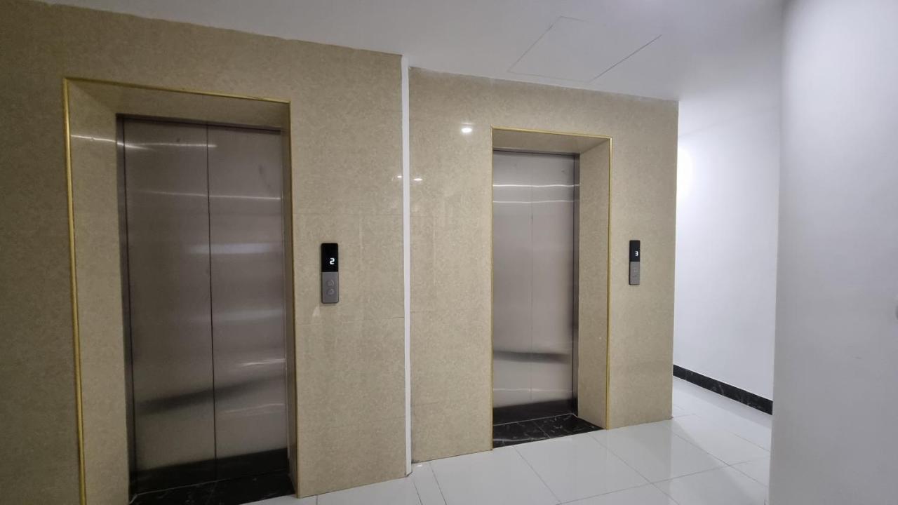 Era Apartment Khuc Thua Du Hanoi Luaran gambar